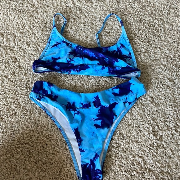 Shein blue swimsuit set. - Picture 1 of 3